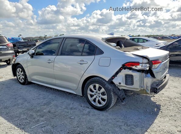 5YFEPMAE8NP301132 2022 TOYOTA COROLLA Silver 