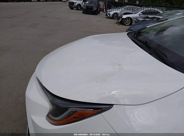 5YFEPMAE8NP318335 2022 TOYOTA COROLLA White 