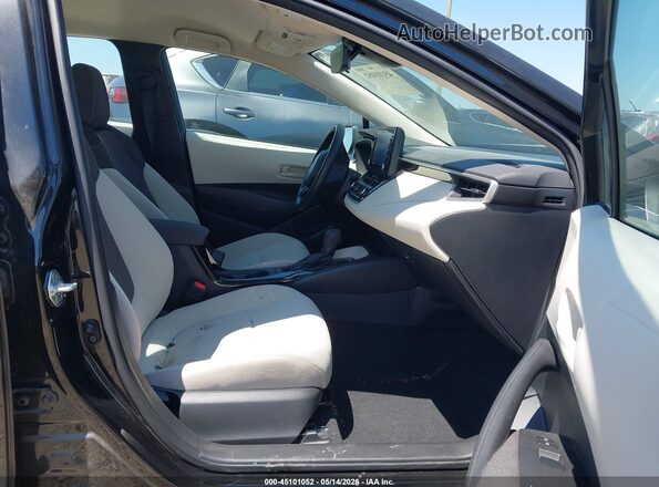 5YFEPMAE8NP380415 2022 TOYOTA LL Black Vista interior delantera