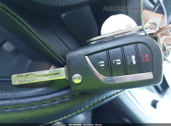 5YFEPMAEXMP203458 2021 TOYOTA LL Silver 