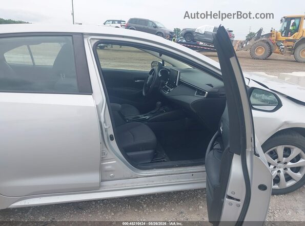 5YFEPRAE1LP113482 2020 TOYOTA COROLLA Silver Vista interior delantera
