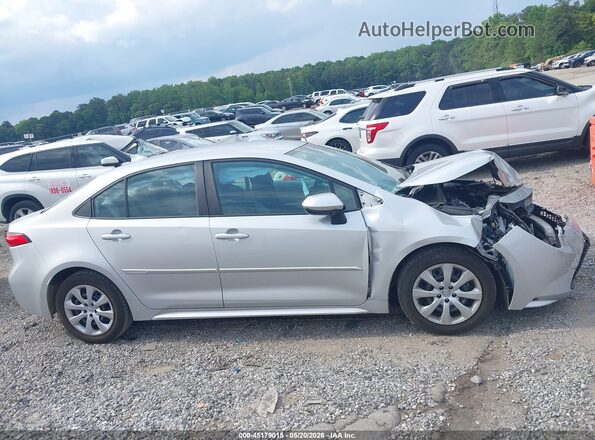 5YFEPRAE2LP078693 2020 TOYOTA COROLLA Silver Rear interior view
