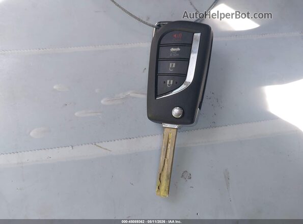 5YFEPRAE6LP074341 2020 TOYOTA LL Красный Вид панели приборов