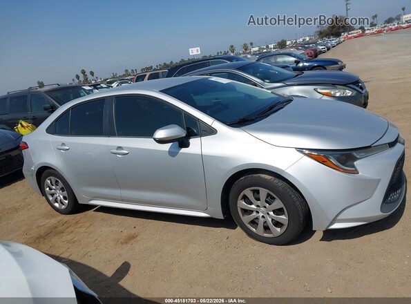 5YFEPRAE7LP106942 2020 TOYOTA COROLLA Silver Rear interior view