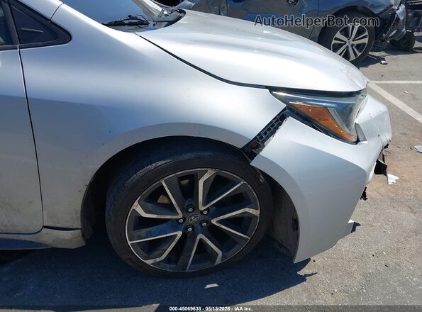 5YFP4RCE5LP054757 2020 TOYOTA LL Silver Widok z przodu