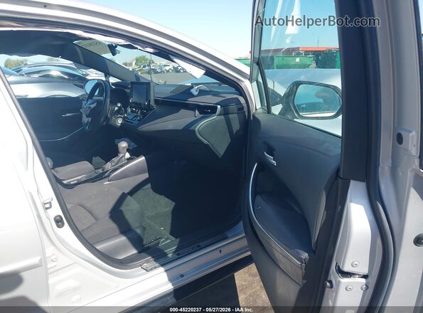 5YFS4MCE0NP129798 2022 TOYOTA COROLLA Silver Вид салону спереду