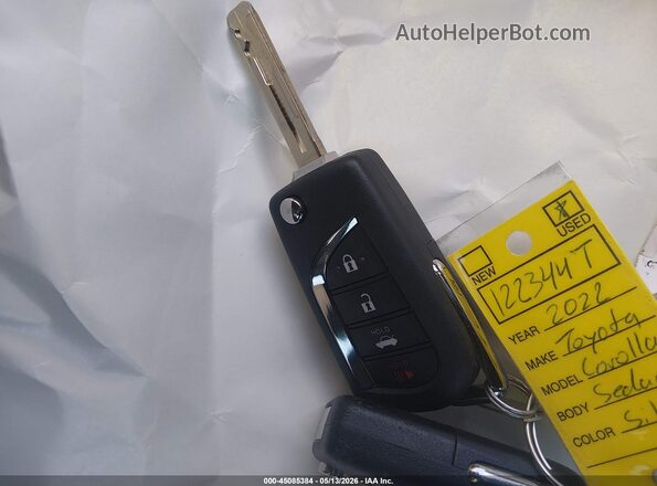 5YFS4MCE3NP122344 2022 TOYOTA LL Silver 