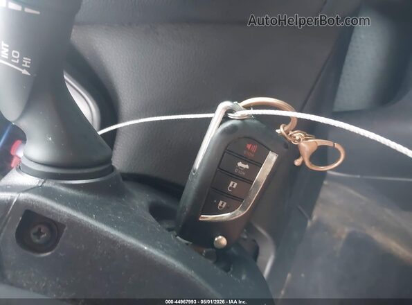 5YFS4MCE4NP110686 2022 TOYOTA LL Blue 