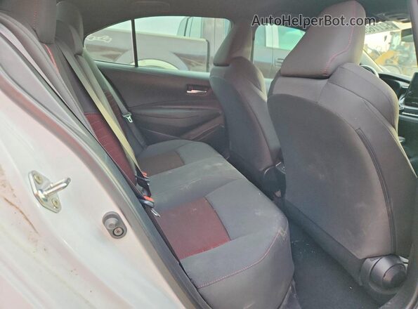 5YFS4MCE5RP182003 2024 TOYOTA COROLLA White 