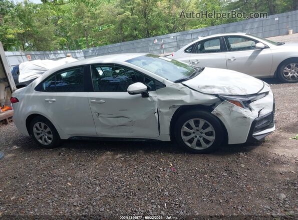 5YFS4MCE7SP247004 2025 TOYOTA COROLLA White Սալոնի հետևի տեսք