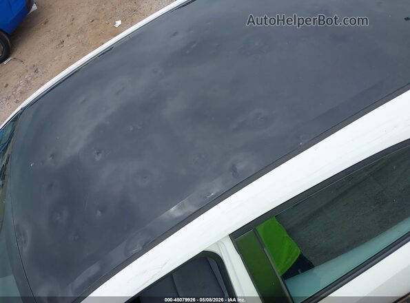 5YFS4MCE9MP071768 2021 TOYOTA LL Белый Вид спереди
