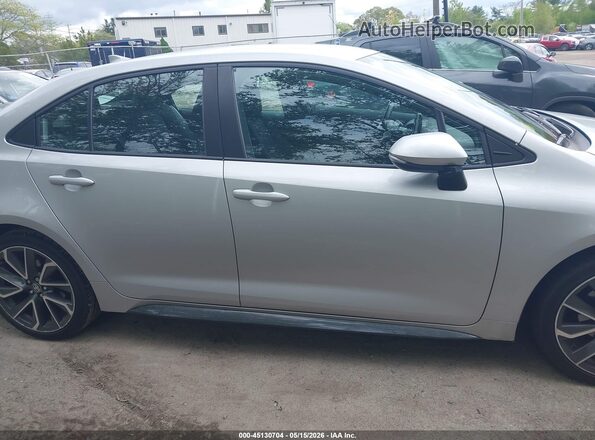 5YFS4RCE5LP047625 2020 TOYOTA COROLLA Silver Rear interior view
