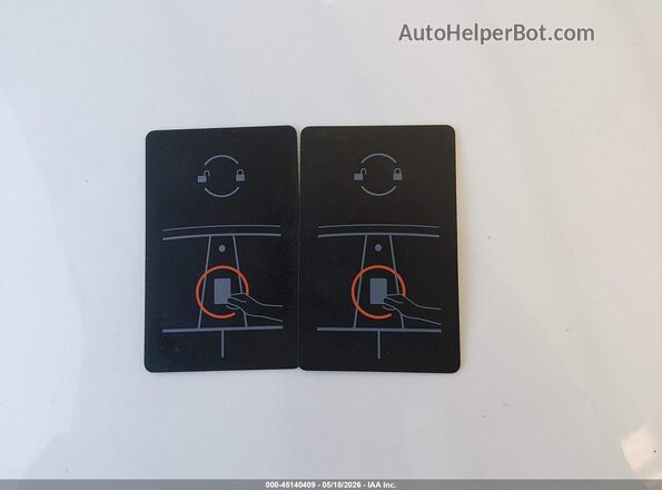 5YJ3E1EA1LF504875 2020 TESLA MODEL 3 White Widok deski rozdzielczej
