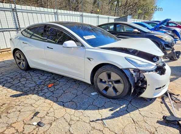 5YJ3E1EA2LF744923 2020 TESLA MODEL Белый Передняя правая четверть