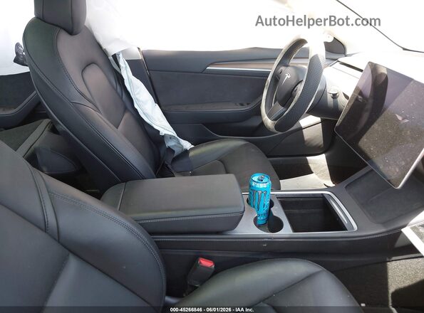 5YJ3E1EA2NF175462 2022 TESLA MODEL 3 Gray Vista interior delantera