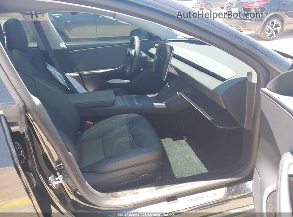 5YJ3E1EA2TF142765 2026 TESLA MODEL 3 Black Vista interior delantera