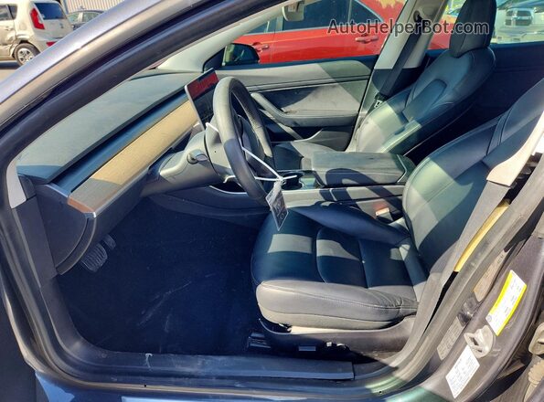 5YJ3E1EA3LF590304 2020 TESLA MODEL Gray 