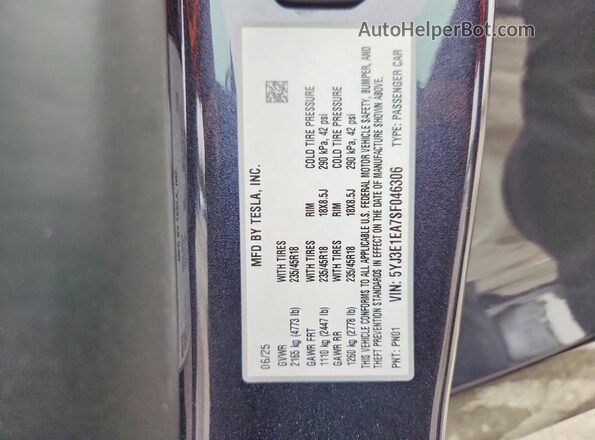 5YJ3E1EA7SF046306 2025 TESLA MODEL Gray Engine compartment view
