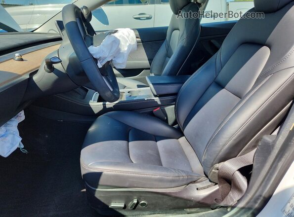 5YJ3E1EAXMF062129 2021 TESLA MODEL White 