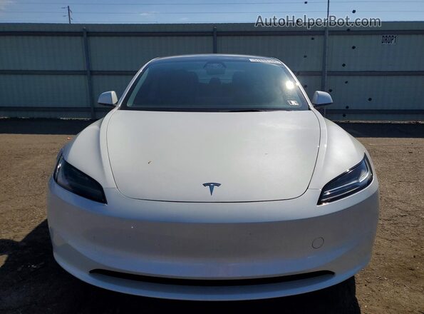 5YJ3E1EAXSF046462 2025 TESLA MODEL White Դիմացի տեսք