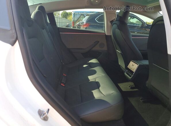 5YJ3E1EAXSF046462 2025 TESLA MODEL White Հետևի նստատեղերի տեսք