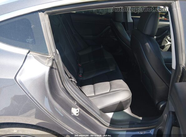 5YJ3E1EB0KF205367 2019 TESLA MODEL 3 Gray Vista de la etiqueta del VIN