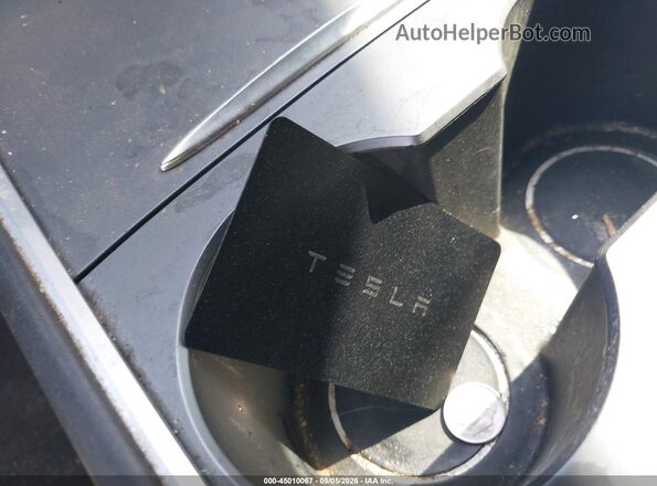 5YJ3E1EB0NF105127 2022 TESLA MODEL 3 Белый Вид панели приборов