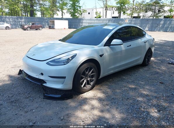 5YJ3E1EB0NF245517 2022 TESLA MODEL 3 White წინა მარცხენა ხედი სამი მეოთხედიდან
