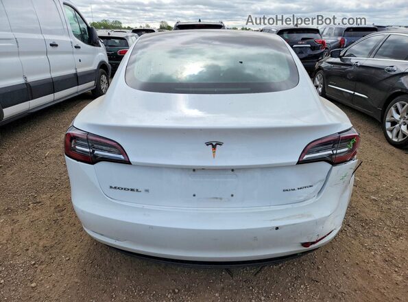 5YJ3E1EB1JF067658 2018 TESLA MODEL White Rear view