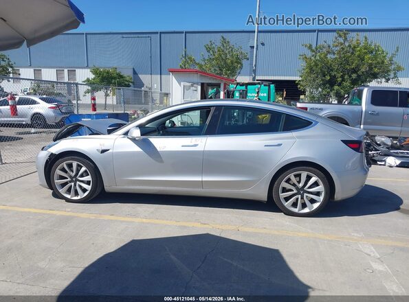 5YJ3E1EB1JF091085 2018 TESLA MODEL 3 Серый 