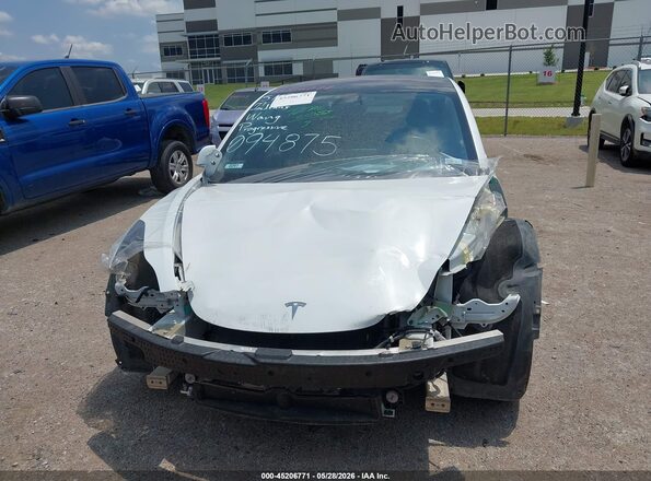 5YJ3E1EB1JF094875 2018 TESLA MODEL 3 White Widok zestawu wskaźników