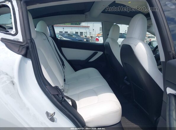 5YJ3E1EB1JF096965 2018 TESLA MODEL 3 White Vista de la etiqueta del VIN