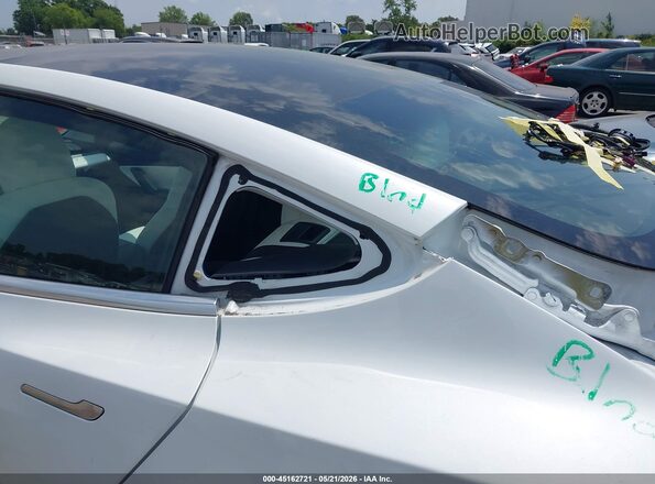 5YJ3E1EB1JF096965 2018 TESLA MODEL 3 White 