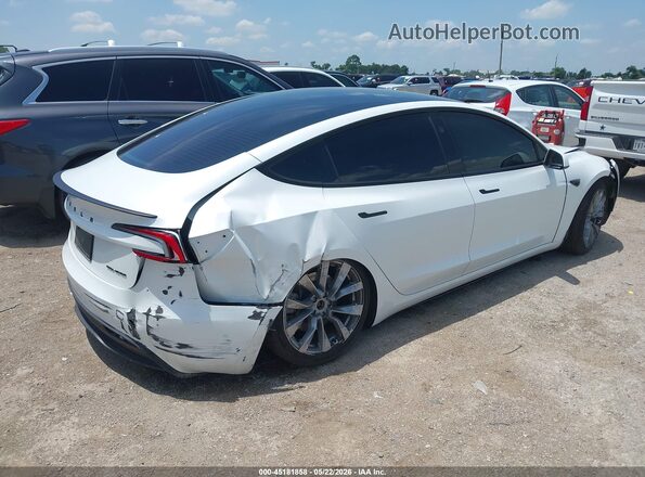 5YJ3E1EB1SF960060 2025 TESLA MODEL 3 White Rear right