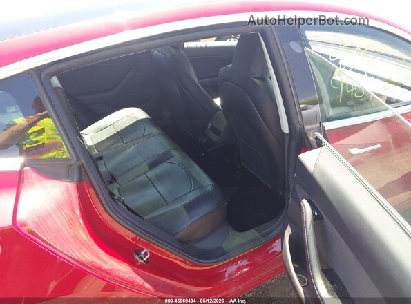 5YJ3E1EB2KF453832 2019 TESLA MODEL 3 Red Vista de la etiqueta del VIN