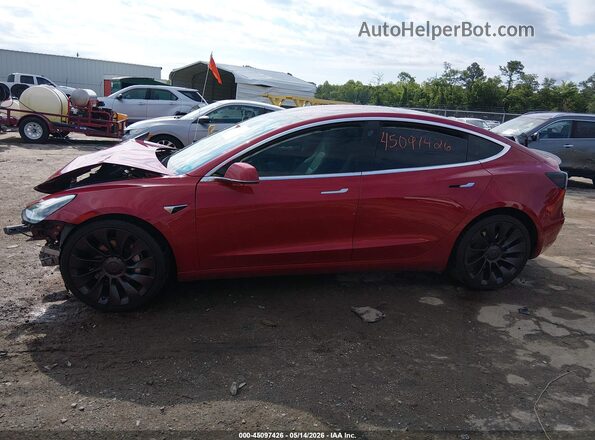 5YJ3E1EB3JF135216 2018 TESLA MODEL 3 Red Вид задньої частини салону