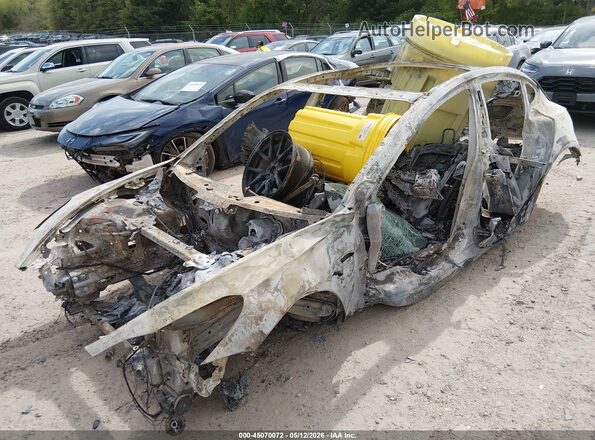 5YJ3E1EB3KF209073 2019 TESLA MODEL 3 Silver Vista tres cuartos delantera izquierda