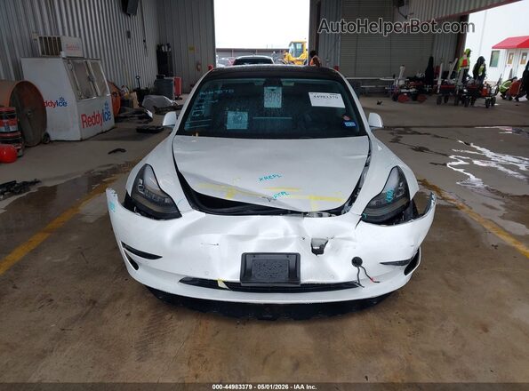 5YJ3E1EB3KF453497 2019 TESLA MODEL 3 White Dashboard view