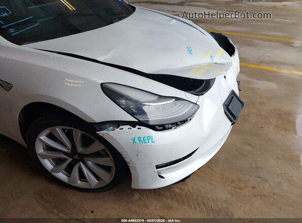 5YJ3E1EB3KF453497 2019 TESLA MODEL 3 White Front view