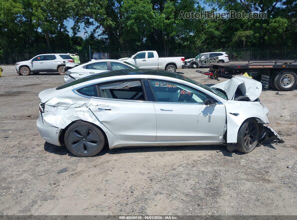 5YJ3E1EB3KF494714 2019 TESLA MODEL 3 White Առջևի վահանակի տեսք