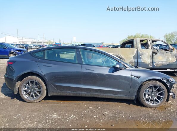 5YJ3E1EB3SF892022 2025 TESLA MODEL 3 Gray 