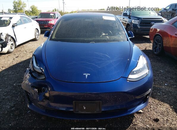 5YJ3E1EB4JF130879 2018 TESLA MODEL 3 Синий Вид щитка приборов