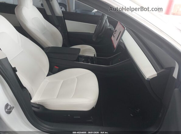 5YJ3E1EB4KF469594 2019 TESLA MODEL 3 White 