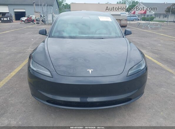 5YJ3E1EB5SF914733 2025 TESLA MODEL 3 Gray Սարքավորումների վահանակի տեսք