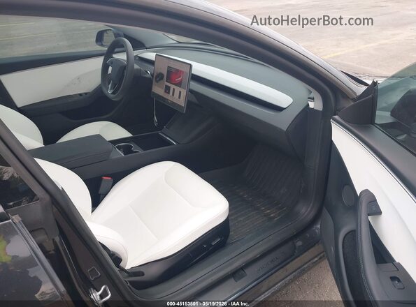 5YJ3E1EB5SF914733 2025 TESLA MODEL 3 Gray Սալոնի դիմացի տեսք