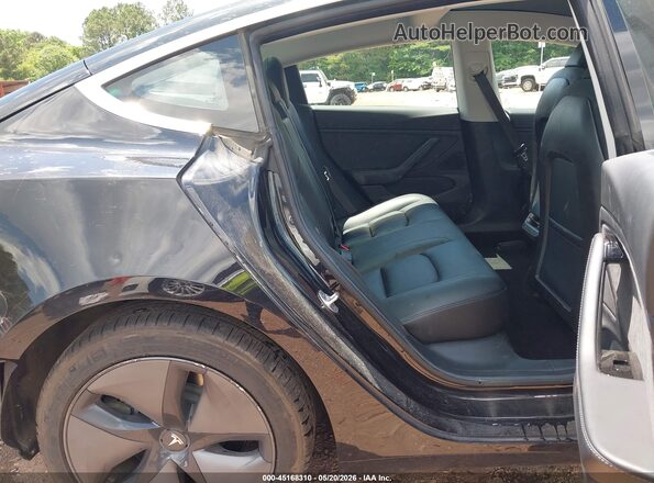 5YJ3E1EB6JF070569 2018 TESLA MODEL 3 Черный Вид наклейки с VIN-кодом