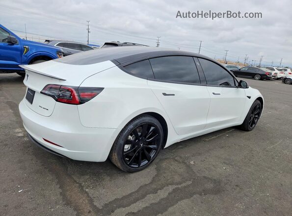 5YJ3E1EB6KF421904 2019 TESLA MODEL White 
