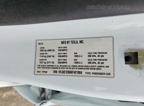 5YJ3E1EB6KF421904 2019 TESLA MODEL White 