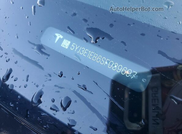5YJ3E1EB6SF989697 2025 TESLA MODEL Gray 