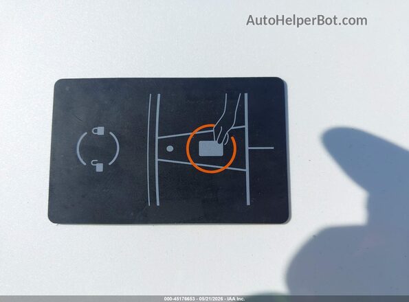 5YJ3E1EB7LF665269 2020 TESLA MODEL 3 White Vista del salpicadero